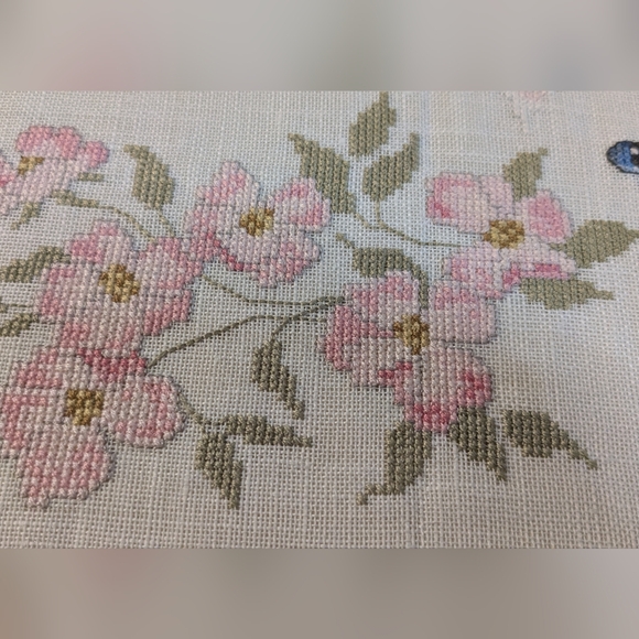 Vintage Cat and Floral Hand Finished Needlepoint Picture Embroidery Special Gift - Picture 6 of 8